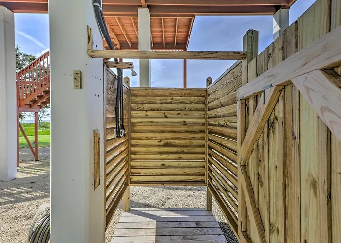 Best Carrabelle Beach Hotels on Gulf Coast