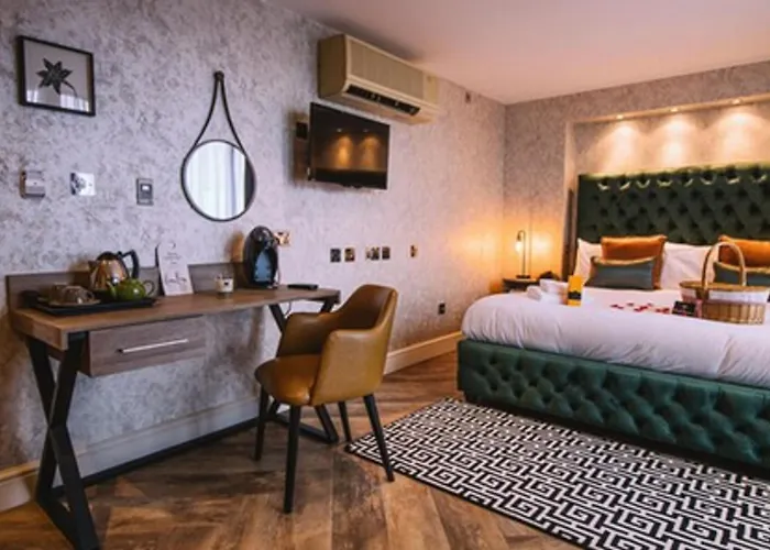 Top Hotels in Swansea for Coastal Bliss