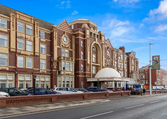 Discover the Best Seafront Hotels with Parking in Blackpool