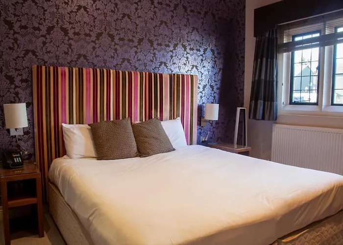 Discover the Best Northampton Hotels for a Memorable Stay in the UK