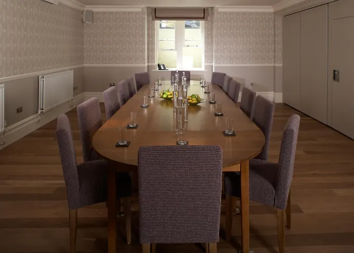 Best Accommodations Near Poole Harbour