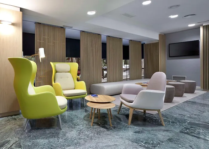 Mejores hoteles baratos con parking en Madrid