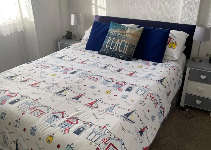 Best Budget-Friendly Hotels in Weymouth