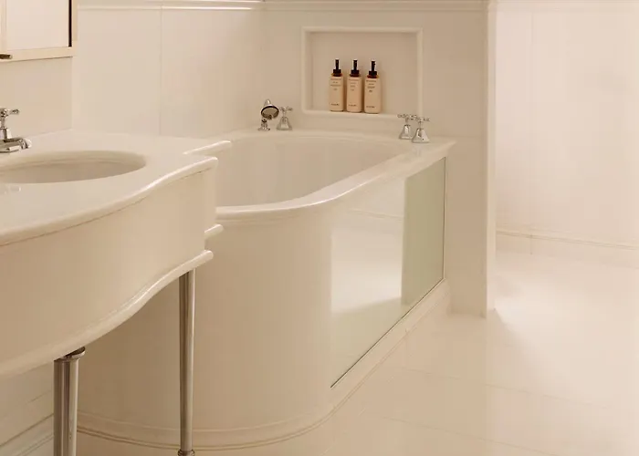 Finest 5 Star Hotels in North London