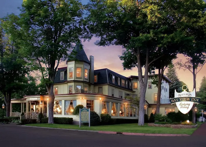 Discover the Best Hotels Near Petoskey, MI for a Memorable Stay