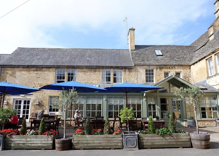 Explore the Best Hotels in Chipping Campden for a Quintessential English Stay