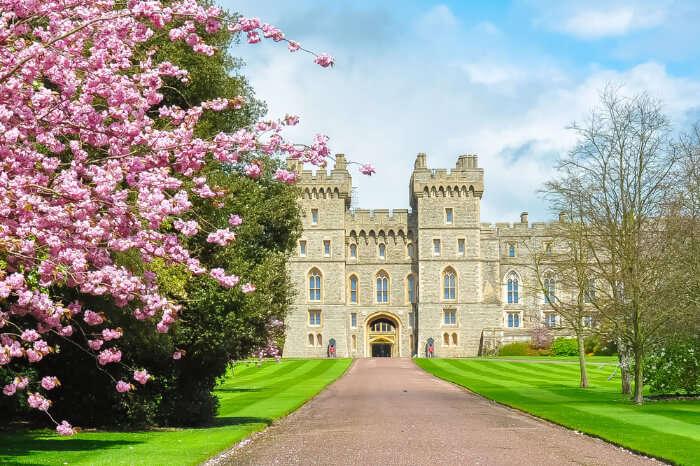 10 Castles Near London That Are Prominent And Awe-Inspiring