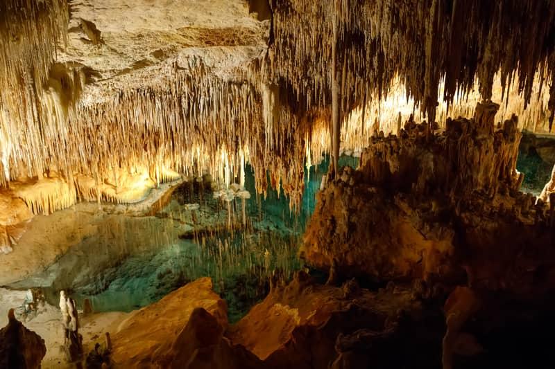 Coves del Drach