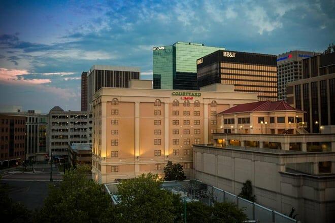 courtyard by marriott norfolk downtown